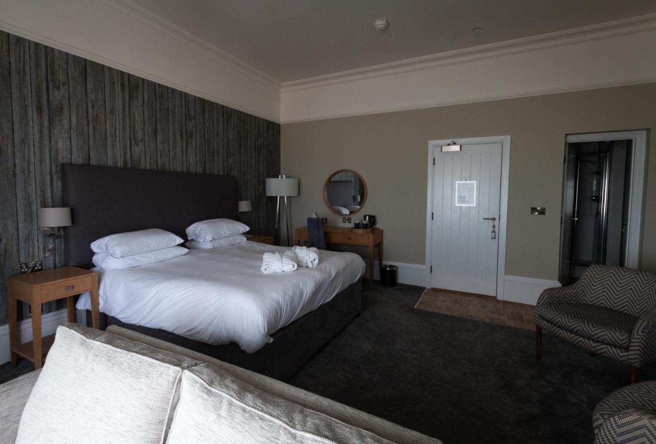 The Brudenell Hotel Алдебург Екстериор снимка