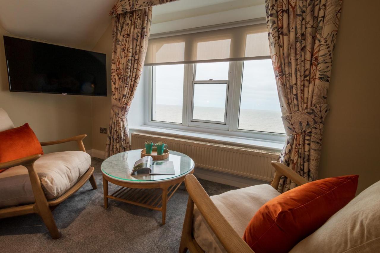 The Brudenell Hotel Алдебург Екстериор снимка