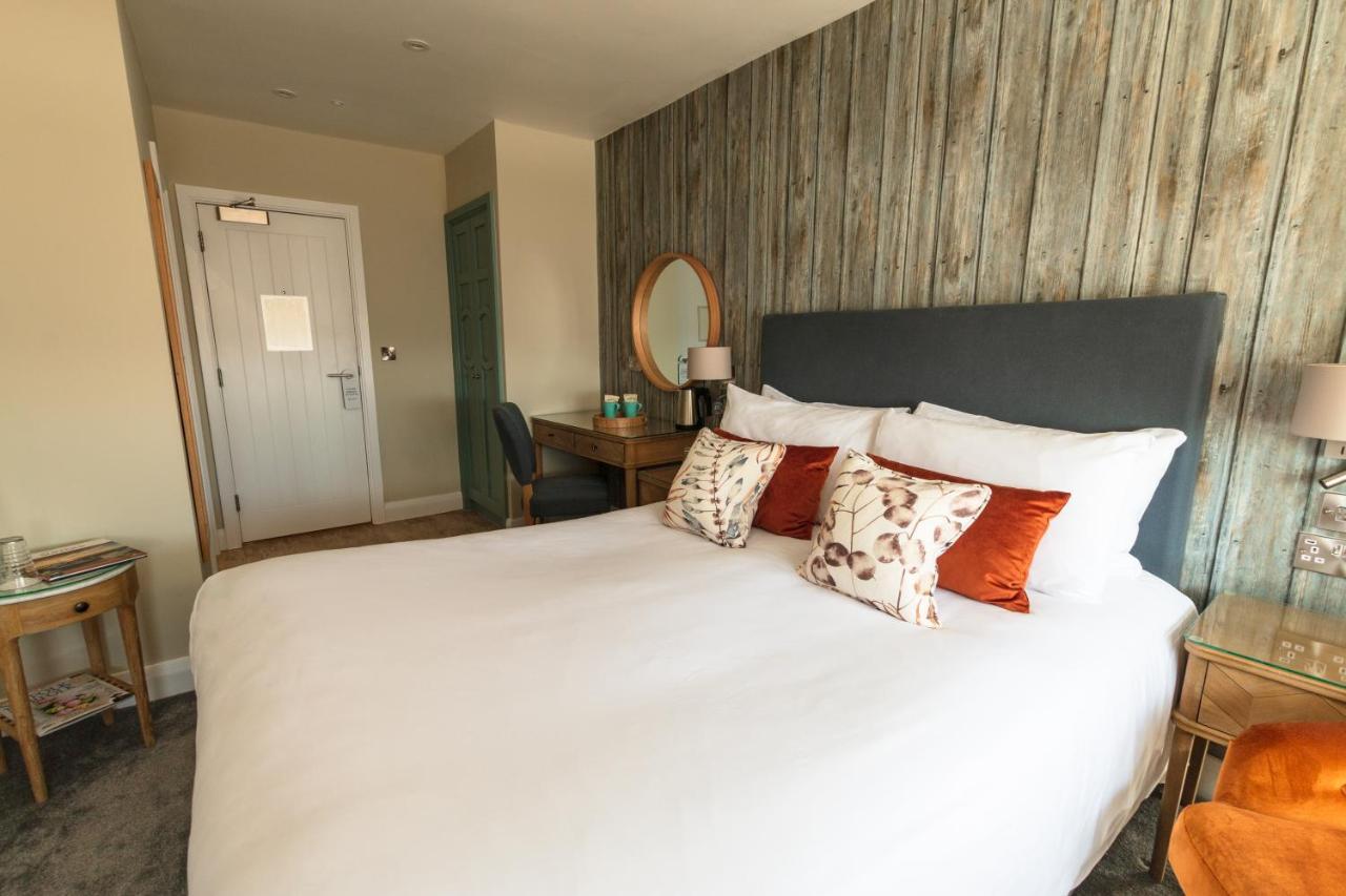 The Brudenell Hotel Алдебург Екстериор снимка