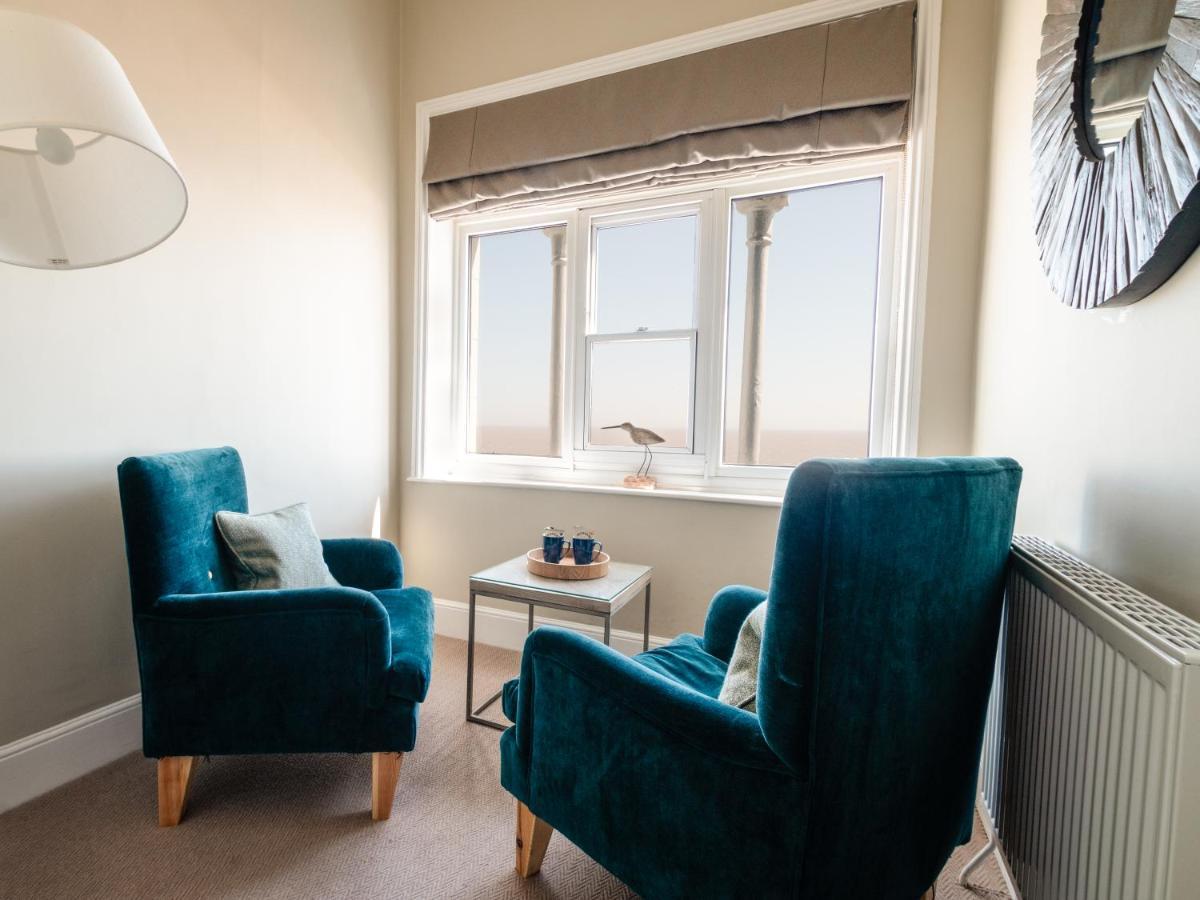 The Brudenell Hotel Алдебург Екстериор снимка