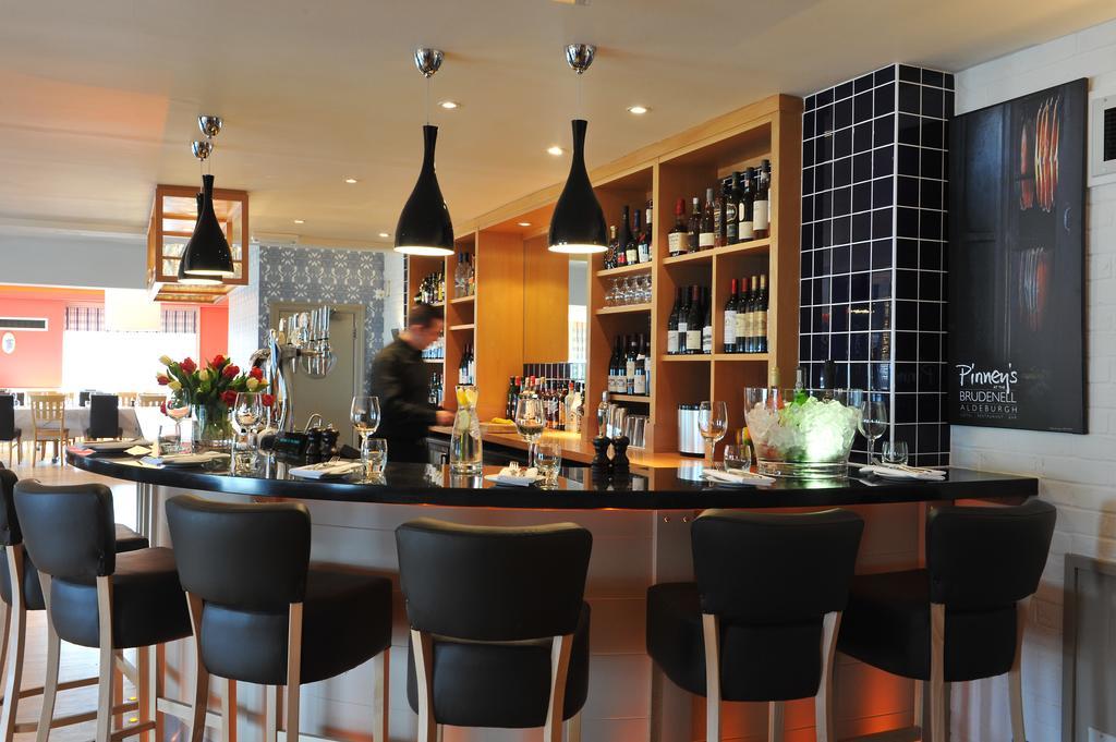 The Brudenell Hotel Алдебург Екстериор снимка